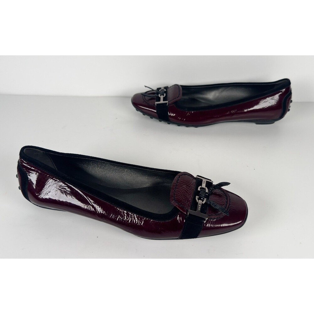 Tod's Women's Burgundy Patent Leather Driving Loafers Shoes US 7.5